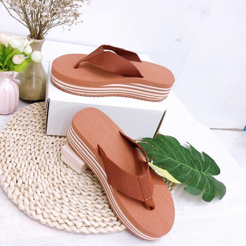 Dép kẹp xỏ ngón X0221C000- (Size 35-39), tôn dáng , thích hợp mang đi chơi , đi dạo phố