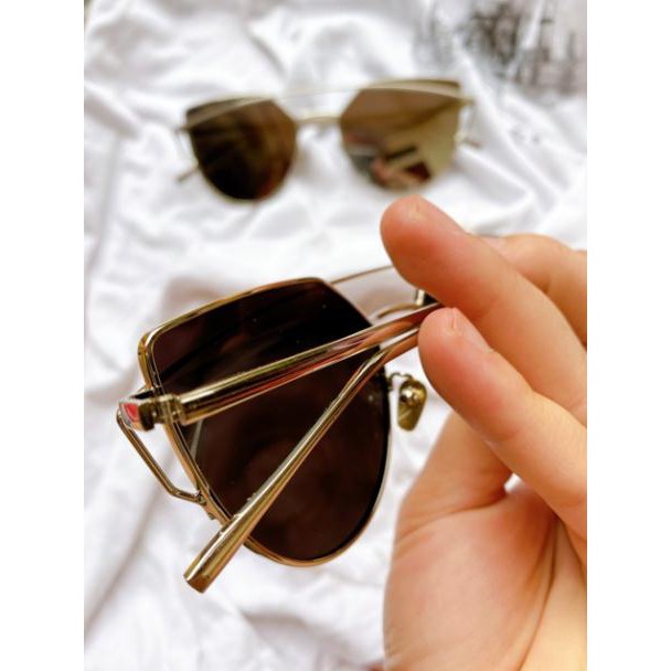 Kính Tráng Gương Bạc đi biển Du Lịch | BigBuy360 - bigbuy360.vn