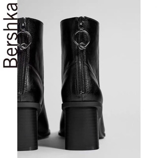 Boot Bershka cao cổ