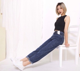 # Quần jeans ống thụng cạp cao