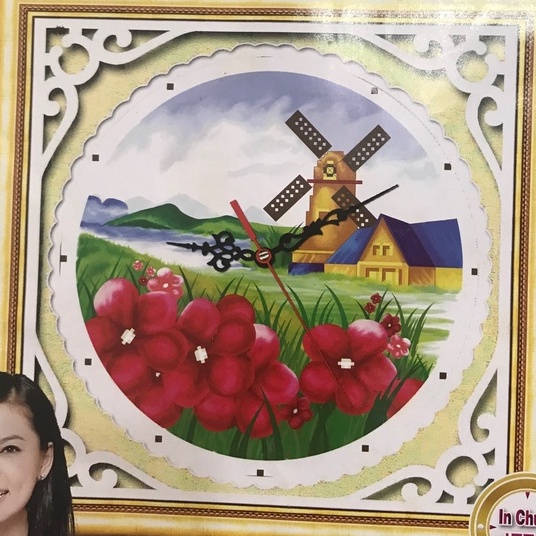 Tranh thêu chữ thập - Đồng hồ hình cối xay gió