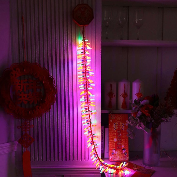 Dây đèn led chớp nháy trang trí Tết rực rỡ có âm thanh tiếng nổ như thật