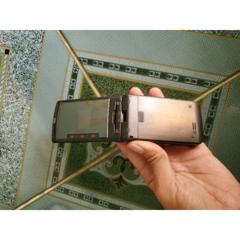 Điện thoại ZTE F230 cổ độc lạ | BigBuy360 - bigbuy360.vn