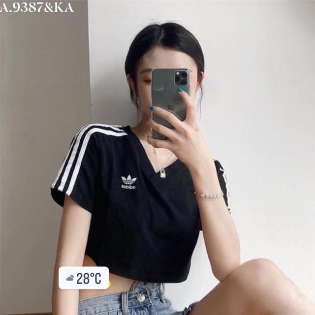 Áo crt cổ tim rót vai - KA