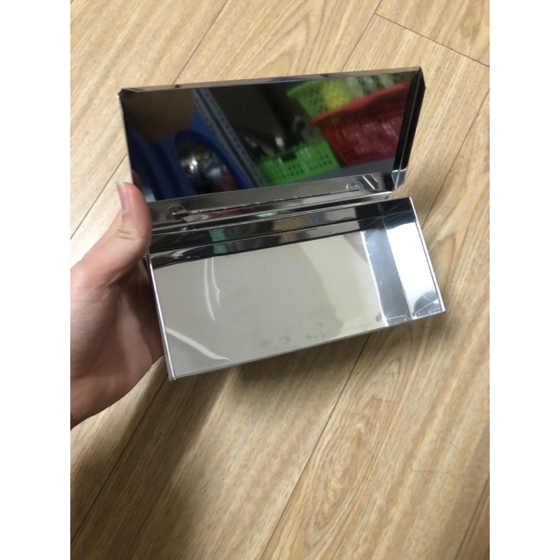 Hộp inox vuông đựng dụng cụ y tế
