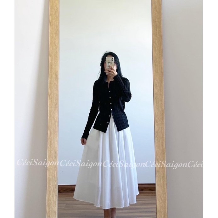 Chân váy trắng xoè