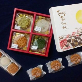 Khay túi đựng bánh trung thu set 100 bộ kèm hút ẩm