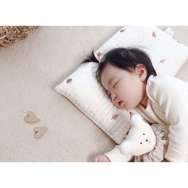 Gối mỏng Quiting cho bé sơ sinh thêu hình chữ nhật Hàn Quốc Dottodot Malolotte