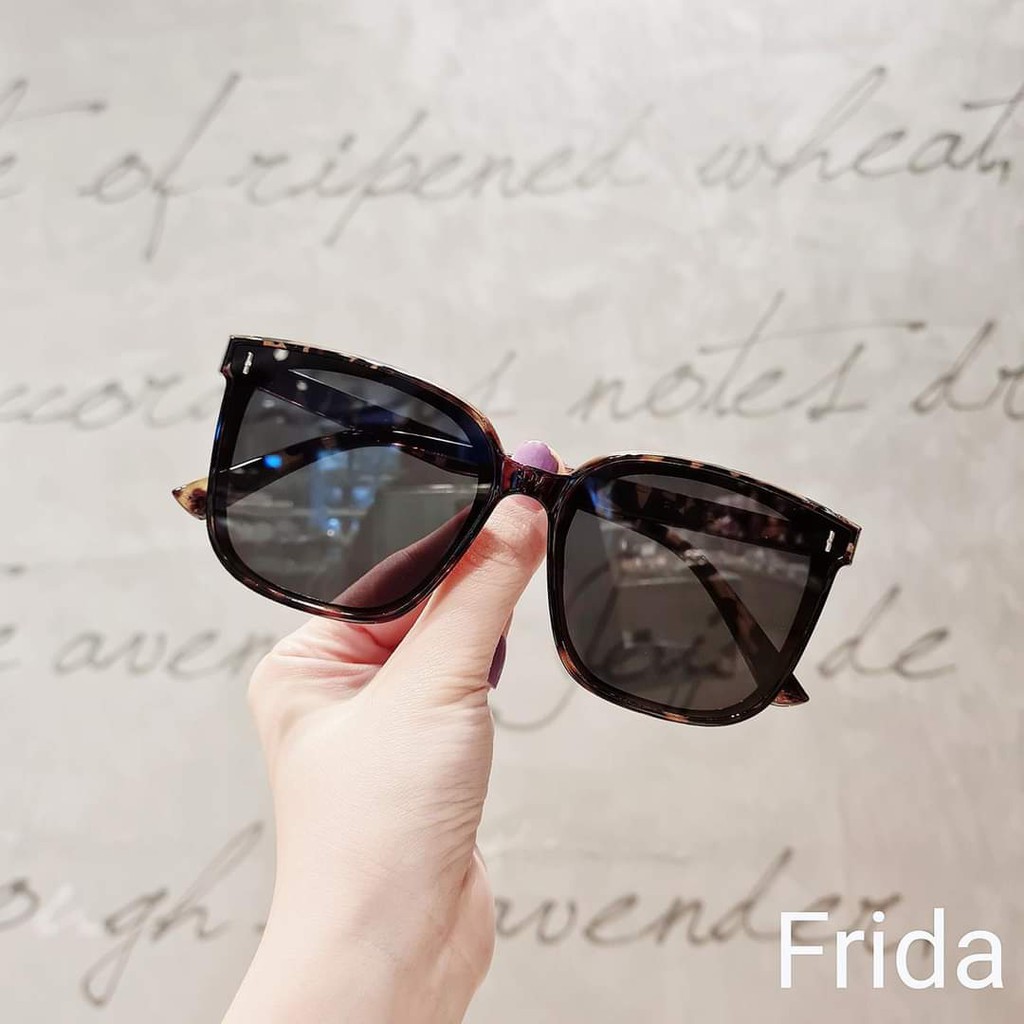 Kính mát thời trang Kính râm nam nữ chống UV400 dáng mắt to Fryda Chilistore