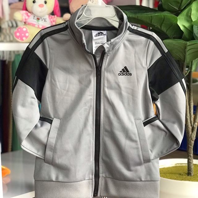 Áo khoác Adidas size từ 3-6 tuổi, năng động dành cho bé iu!