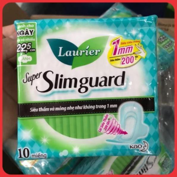 Băng vệ sinh Laurier Super Slimguard ban ngày 10 miếng siêu mỏng cánh(22,5cm)