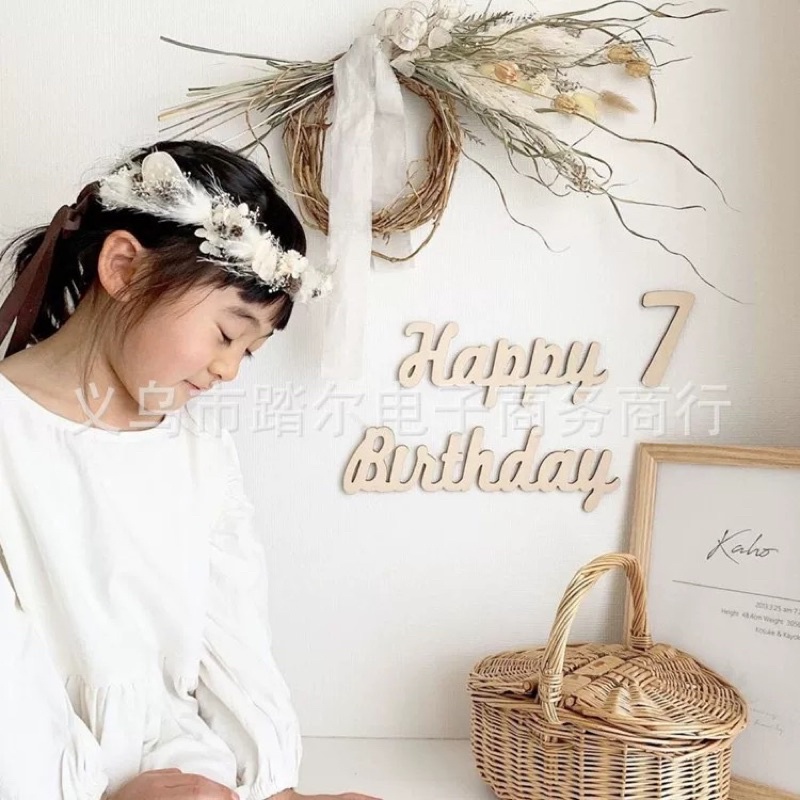 Chữ gỗ sinh nhật Happy Birthday hoặc Happy 100days phong cách Hàn Quốc