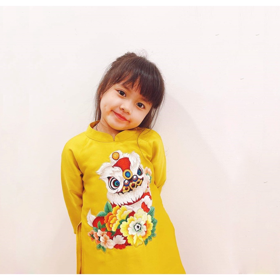 Áo dài cách tân thêu kỳ lân cho bé gái ,ao dai be gai thoi trang thiet ke
