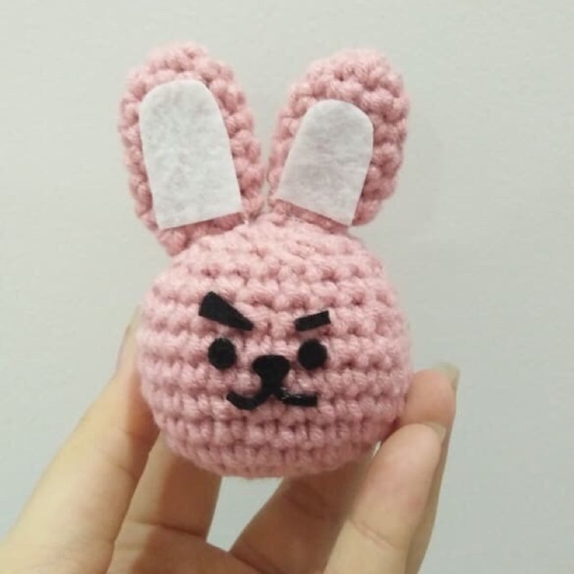 Cooky- Móc khoá BTS bằng len