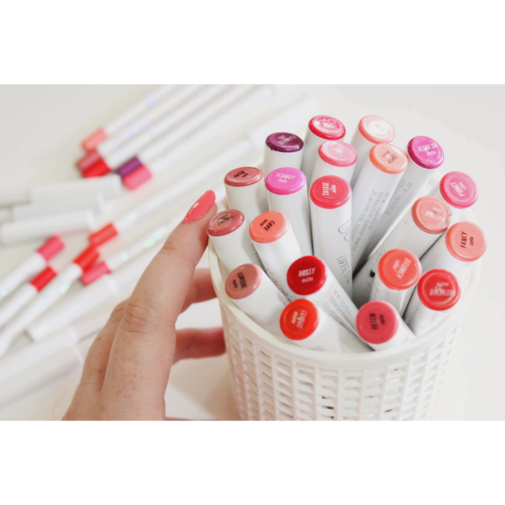 Son COLOURPOP LIPPIE STIX