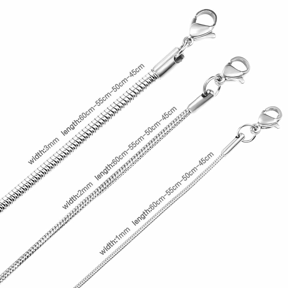 Vòng cổ nữ đẹp kiểu mì vuông bằng titan không đen vĩnh viễn - DCTT22010
