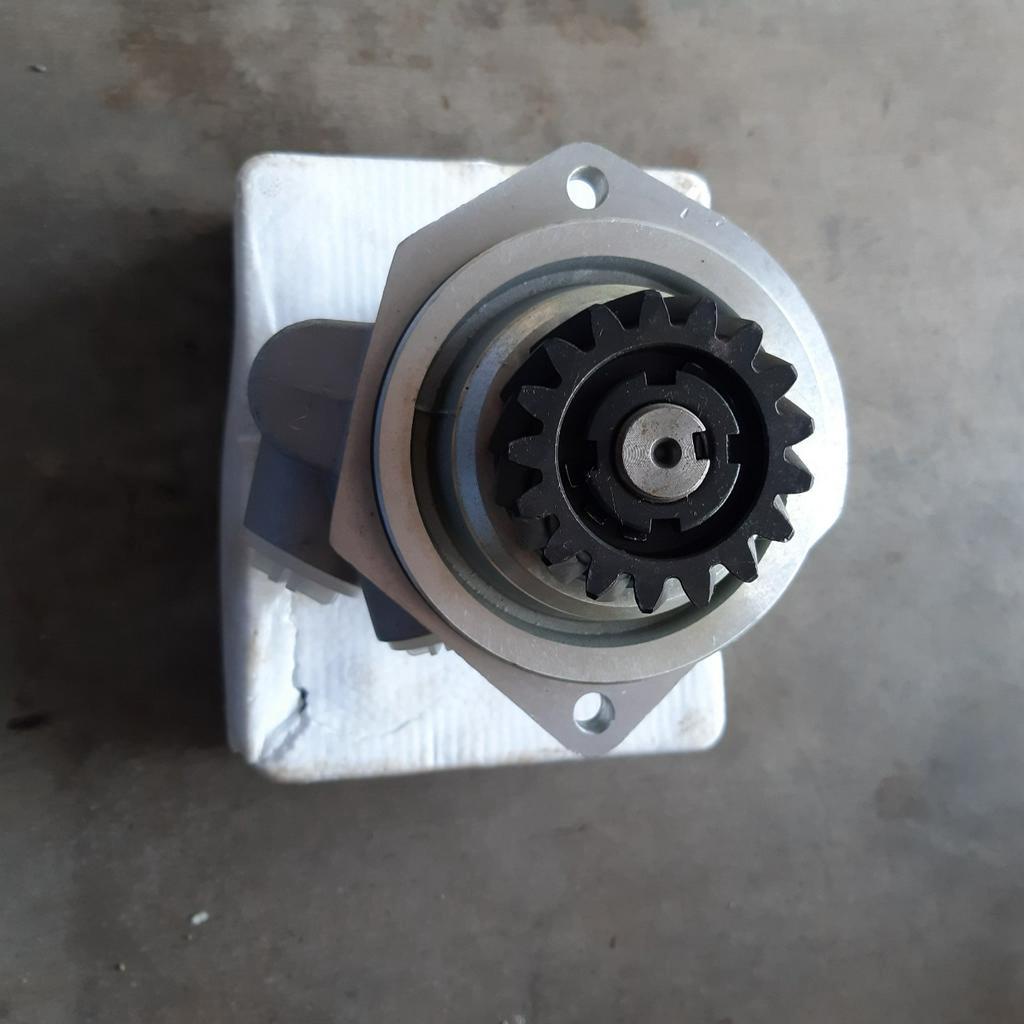 Bơm trợ lực lái Xe Howo, WG9725478037/2, hàng Sorl, 17r*d58, cổ d100, lỗ dầu M24/M16, 2 tai d9-zL120, có gioăng