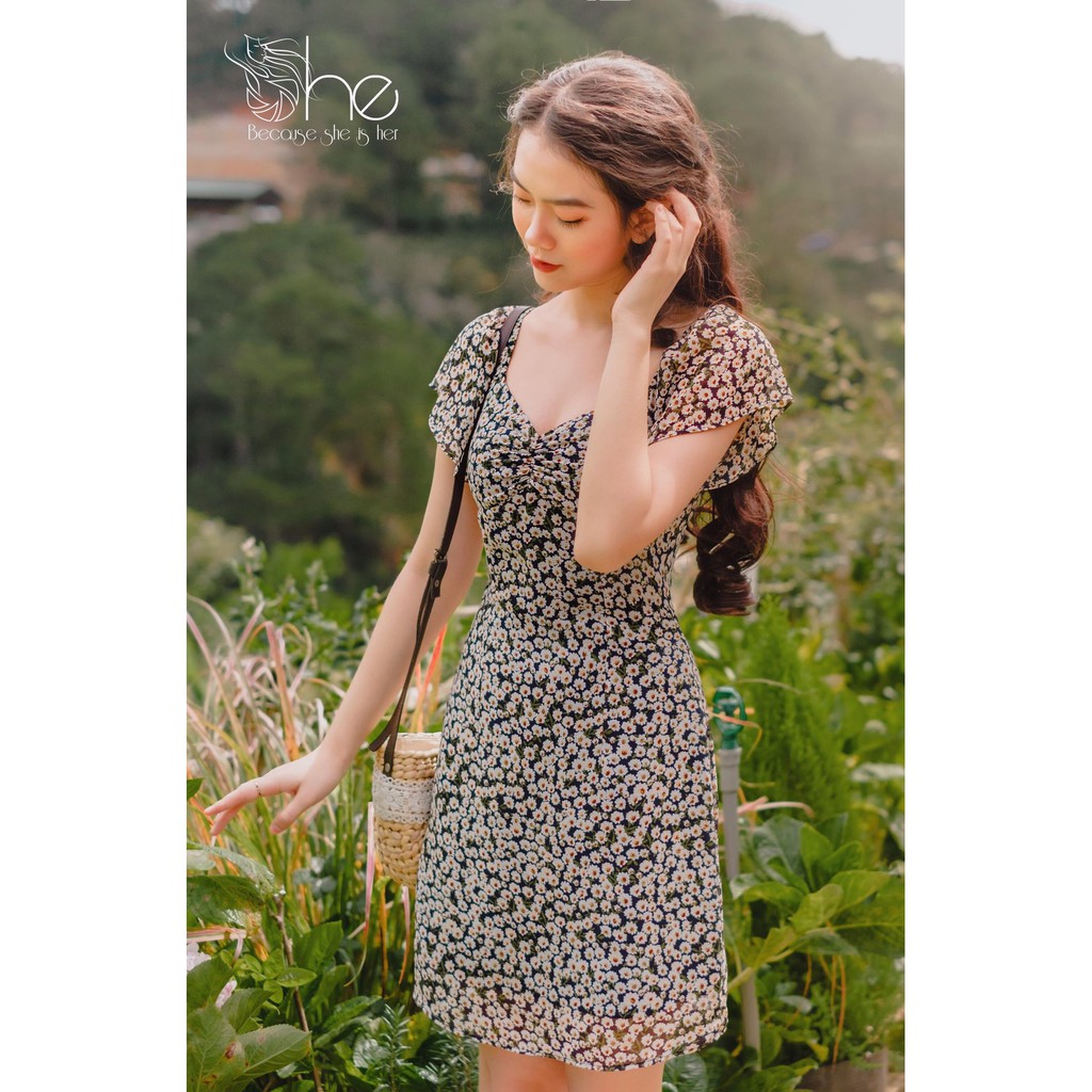 Cenia Dress - Đầm bẹt vai cổ V nhún - SDX106