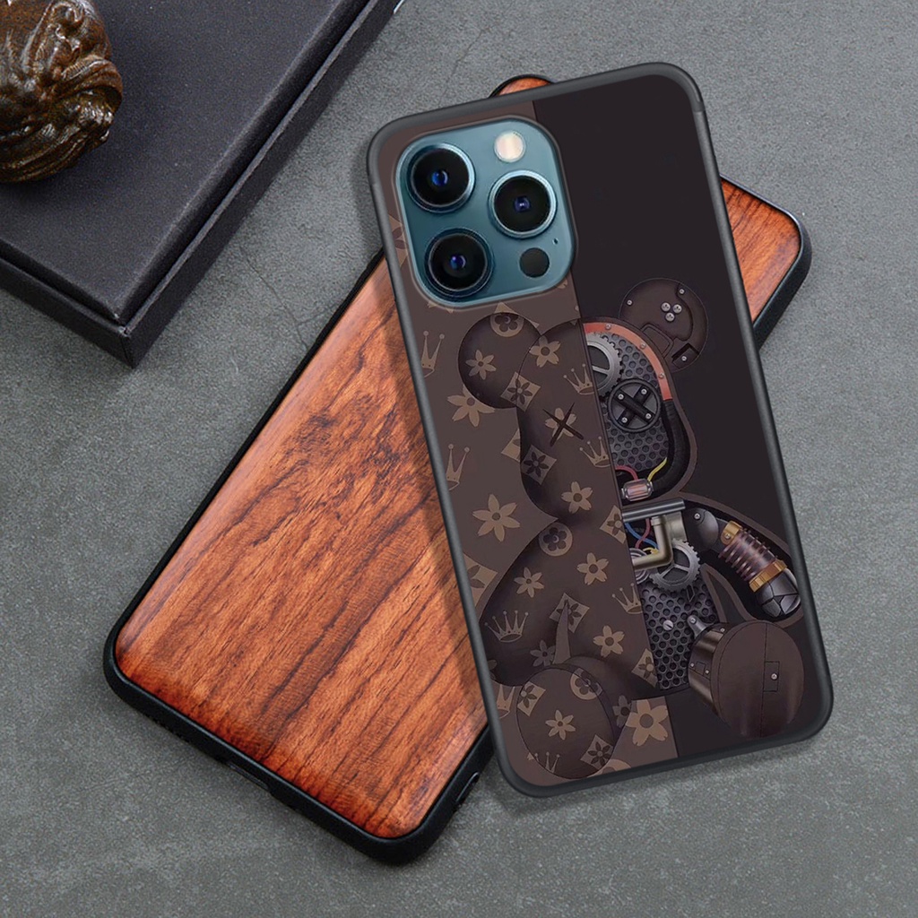 ỐP LƯNG IPHONE 11 - 11 PRO - 11 PROMAX - IPHONE 12 - 12 PRO - 12 MINI - 12 PROMAX , IN HÌNH GẤU ROBOT CỰC ĐẸP.