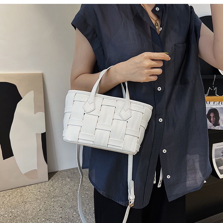 Túi xách tay IELGY đeo vai đan sợi thời trang cho nữ