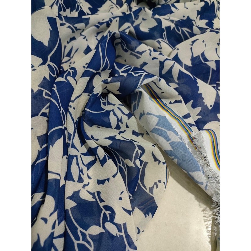 VẢI VOAN TƠ HÀNG DÀY DẶN