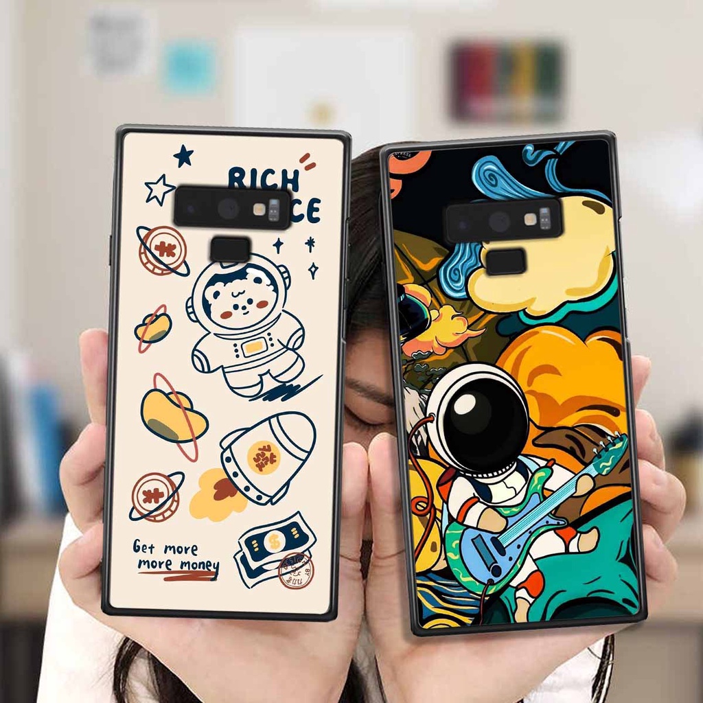 Ốp Samsung Note 9 in hình vũ trụ, phi hành gia bầu trời cute dễ thương