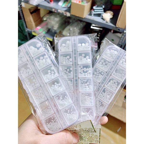 Trai nửa gắn móng mix 12 màu - LanChiNail