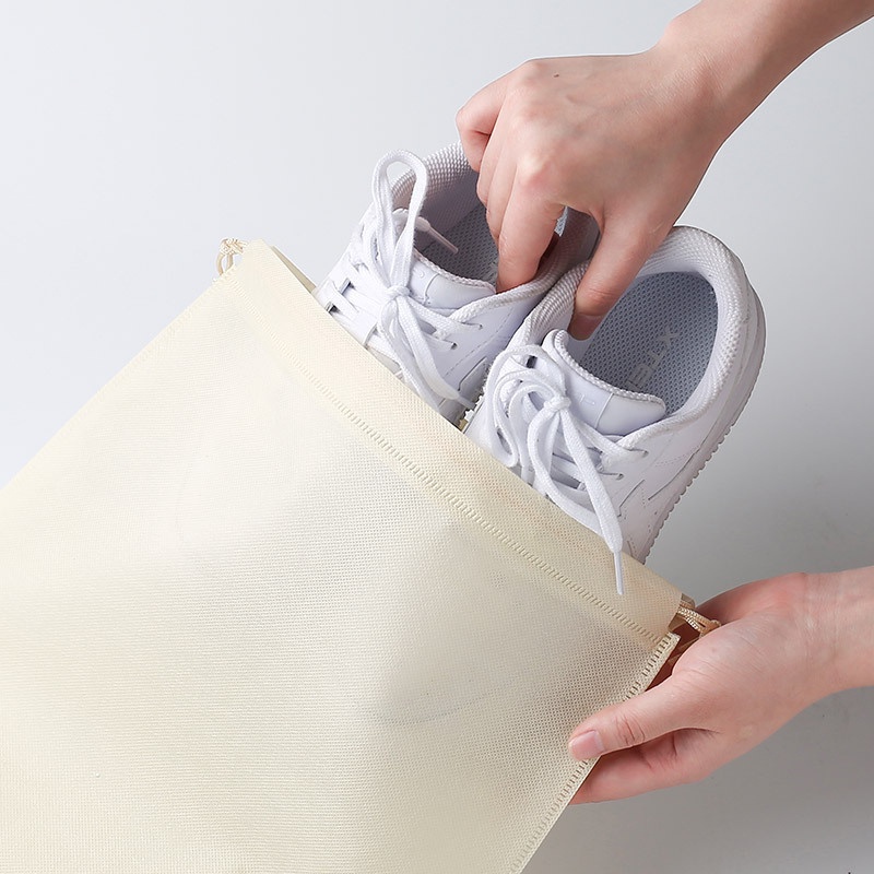 1 Túi Rút Đựng Giày Chống Bụi Bằng Vải Không Dệt Ốp