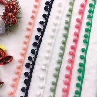 Dây trang trí pom pom hạt to ( dây 5m )- phụ liệu may mặc