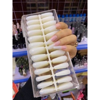 MÓNG ÚP FOM THANG DẠNG VỈ MÓNG DẺO ĐẸP .