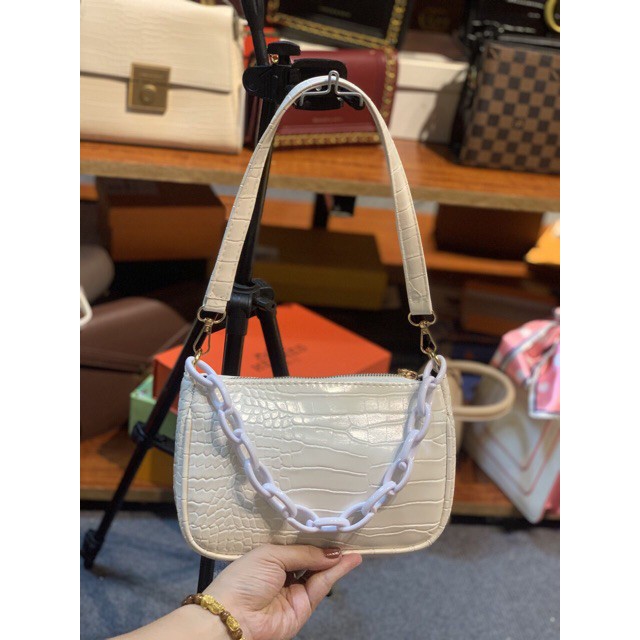 Túi kẹp nách nữ da vân cá sấu dây xích 💖 𝑭𝑹𝑬𝑬𝑺𝑯𝑰𝑷 💖 Túi đeo chéo hàn quốc nữ đẹp viền xích đồng màu 2021 | BigBuy360 - bigbuy360.vn