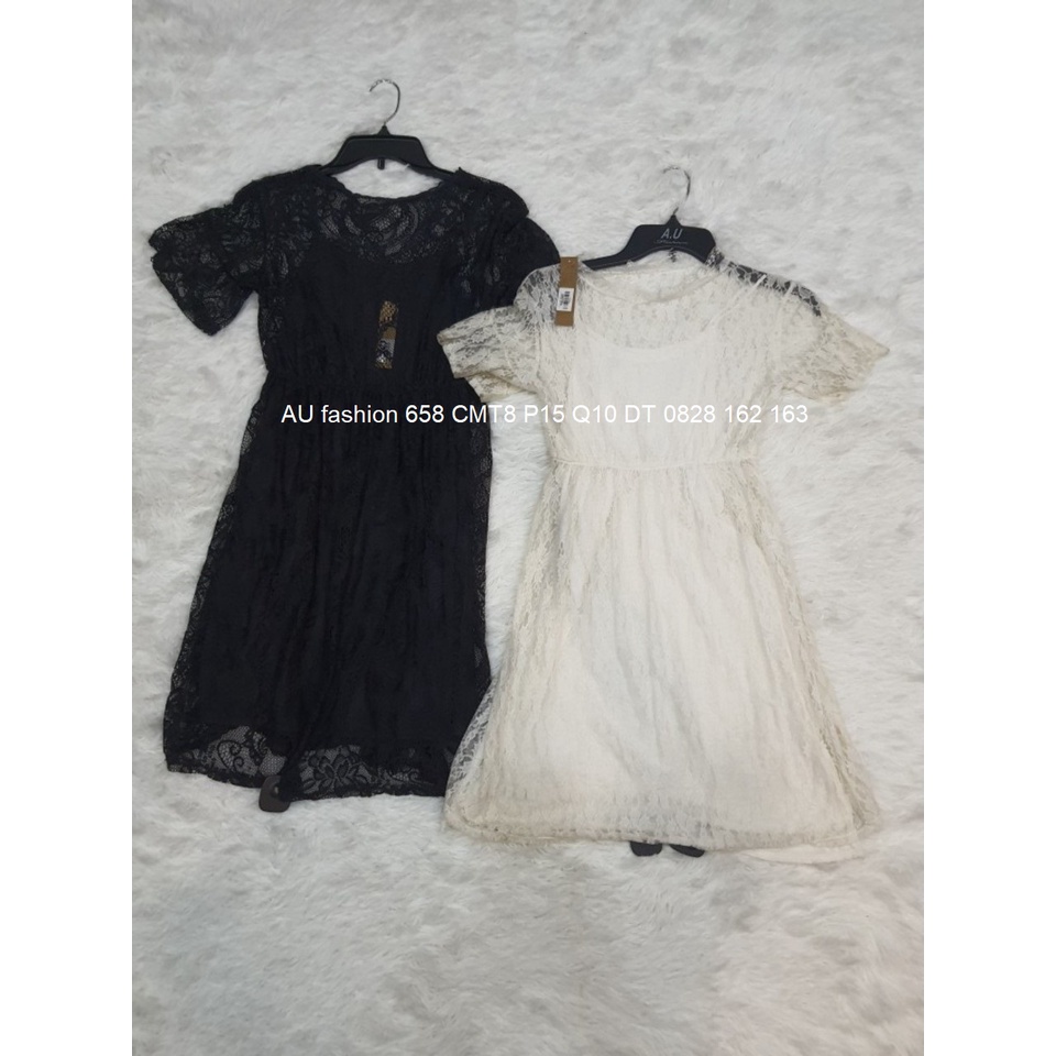 Đầm ren tay ngắn, cổ tròn xinh xĩu