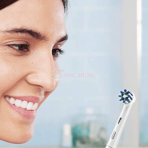 Bàn chải điện Oral-B Pro 700 - Hàng nhập khẩu