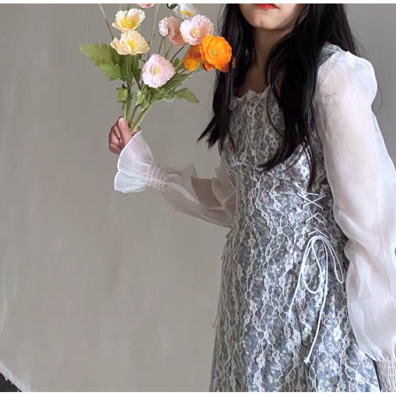 Váy cổ vuông dài tay chiffon phối ren phong cách nhẹ nhàng ulzzang Hàn Quốc