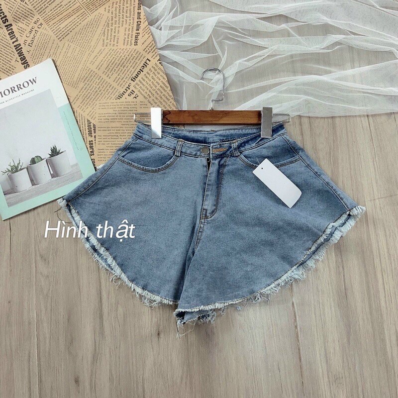 Quần shorts đùi ống xoè rộng chất jeans có may kèm lót bên trong - S0U