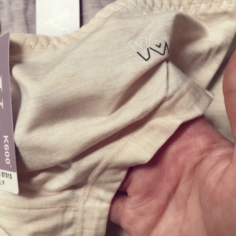 Quần Lót Nữ Cotton Trơn Voronin Cao Cấp Mềm Mát Thấm Hút