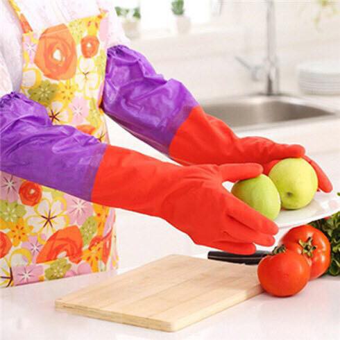 Găng tay cao su lót nỉ, giúp bạn dễ dàng rửa bát vẫn giữ ấm được tay, giúp bảo vệ đôi tay của bạn