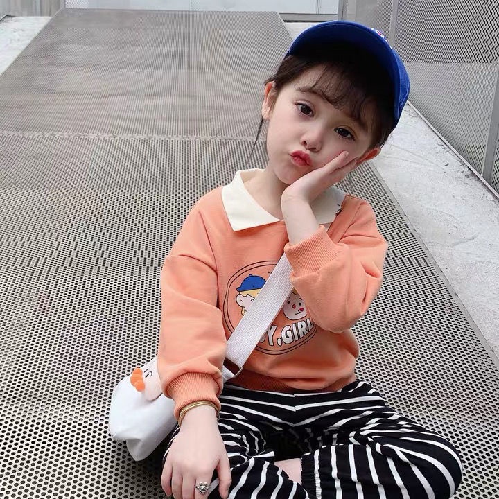 Áo sweater dài tay cổ bẻ in hình  Boy Girl  cho bé gái mặc siêu dễ thương từ 25kg đến 45kg thời trang trẻ em Dream House