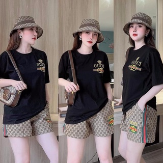 Đồ bộ thun form rộng logo thêu phối quần caro hiện đại