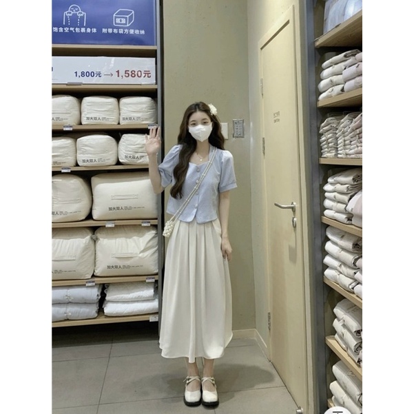 SET ÁO XANH CROPTOP CỔ VUÔNG PHỒNG + CHÂN VÁY MIDI TRẮNG