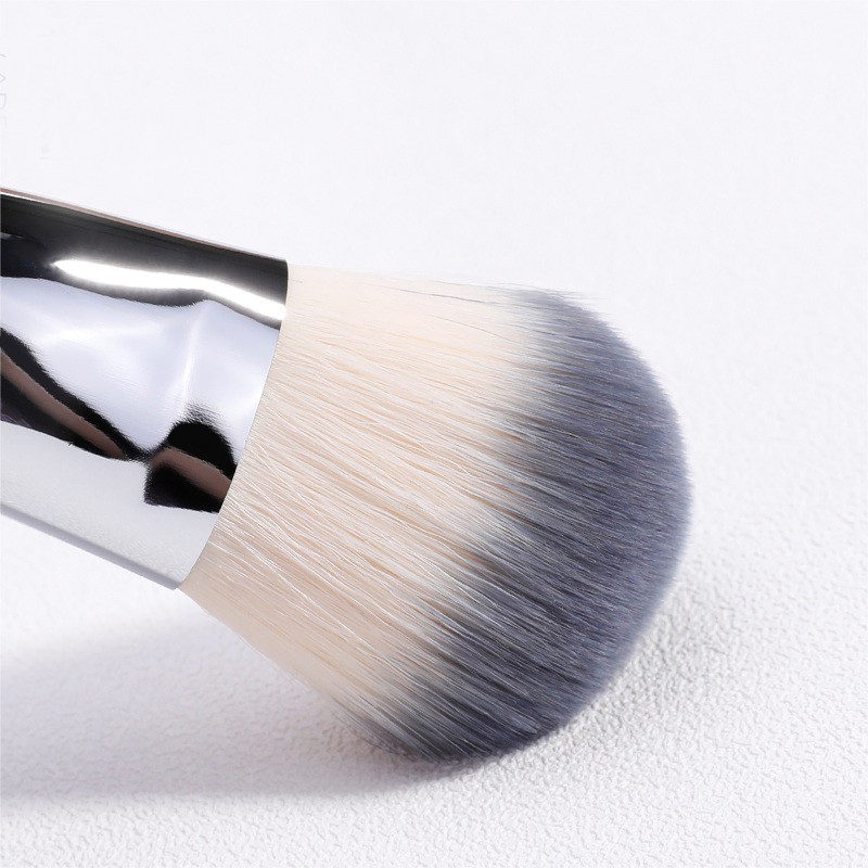 Cọ Tán Kem Nền LADES Mã Số L61