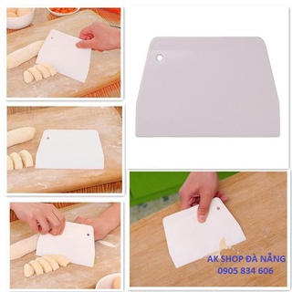 Dao vét bột nhựa