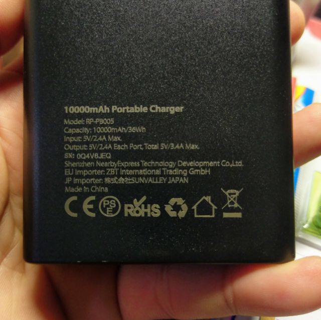 Sale Sale Sale. Nhập từ Mỹ - Pin sạc dự phòng RAVPower 10.000mAh - công nghệ Ismar+ BH 12 tháng.