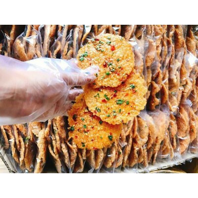 COMBO 10 GÓI CƠM CHÁY CHIÊN MẮM ĐÀ NẴNG ( MỖI GÓI GỒM 3 MIẾNG )