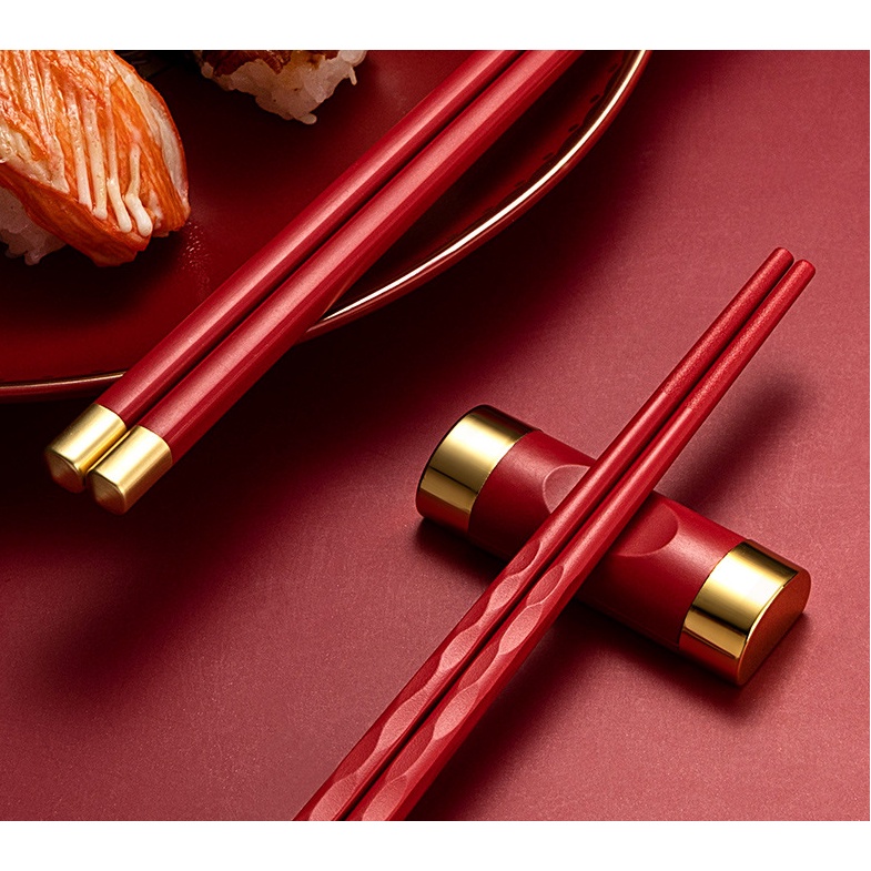 Bộ 5 đôi đũa đỏ viền vàng sang trọng T21