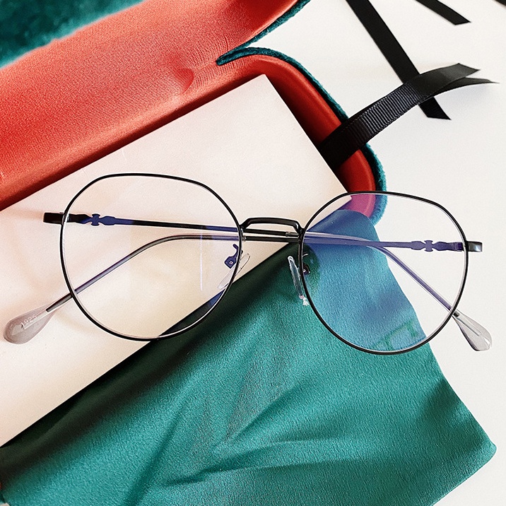 Mắt Kính Chống Bức Xạ Và Ánh Sáng Xanh Dành Cho Nam Và Nữ