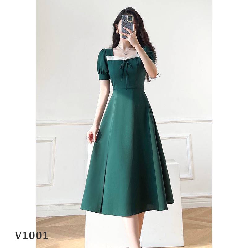 Váy xoè cổ vuông phối dây nơ