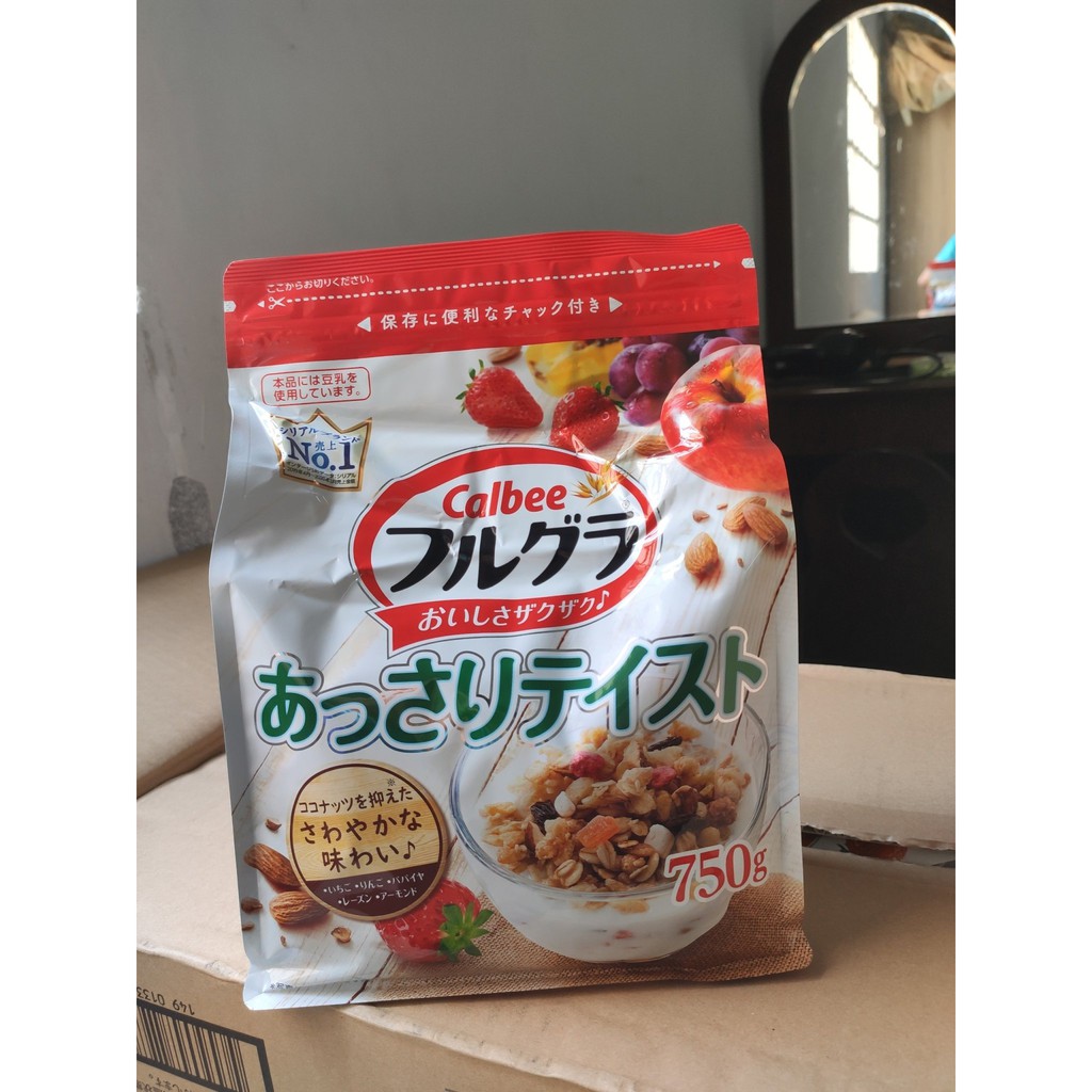 Ngũ cốc Calbee Nhật Bản túi mới 750g | BigBuy360 - bigbuy360.vn