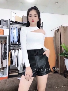 Áo kiểu khoét vai