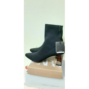 Boots bốt Zara gót sáng len chun dày xịn